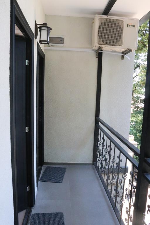 Apartment G&G Tbilisi Exteriör bild